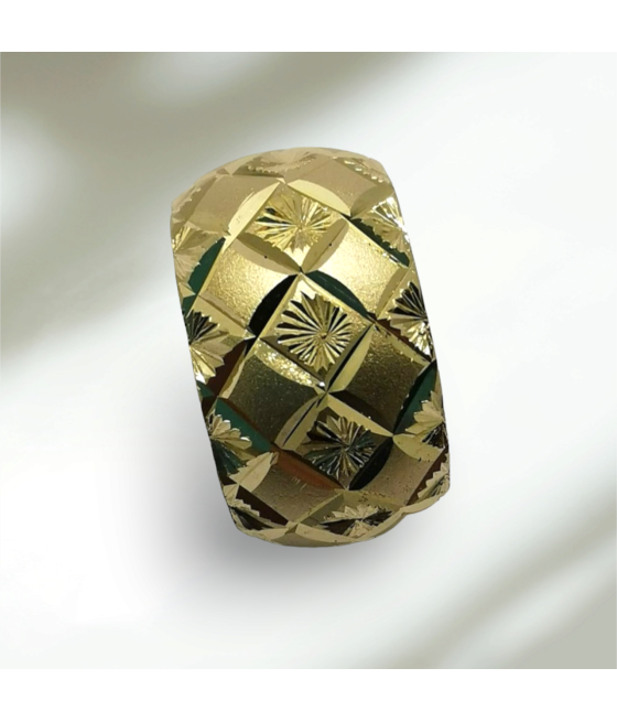 copy of wedding ring Ferrero design