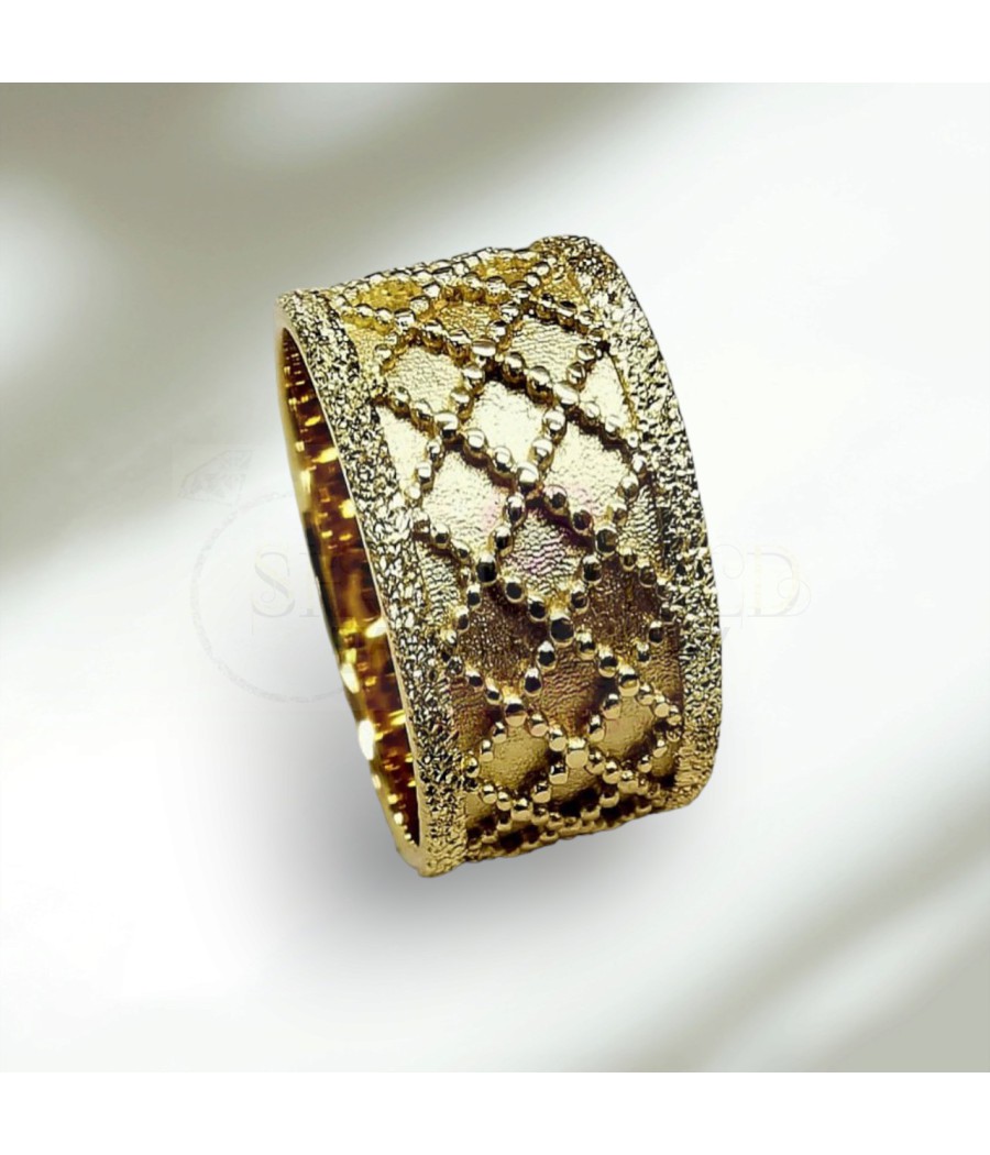 copy of wedding ring Ferrero design