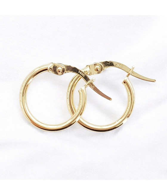 Gold hoop earrings smooth, 13 mm.