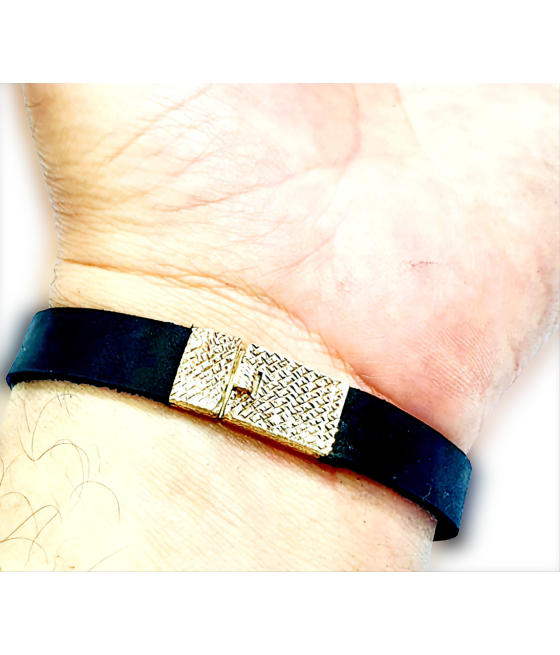 Gold bracelet & blessing - diamond cut